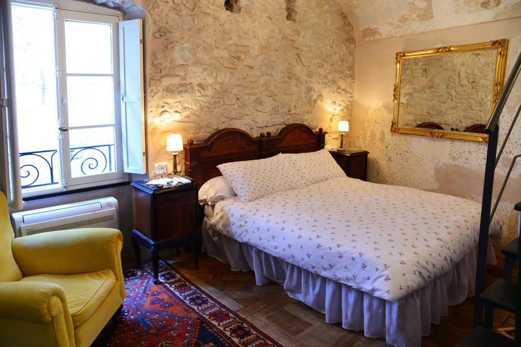 La Terrazza Di Vico Olivi B&B Ventimiglia Room photo