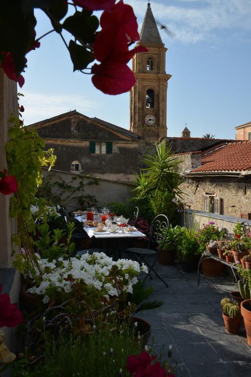 La Terrazza Di Vico Olivi B&B Ventimiglia Exterior photo